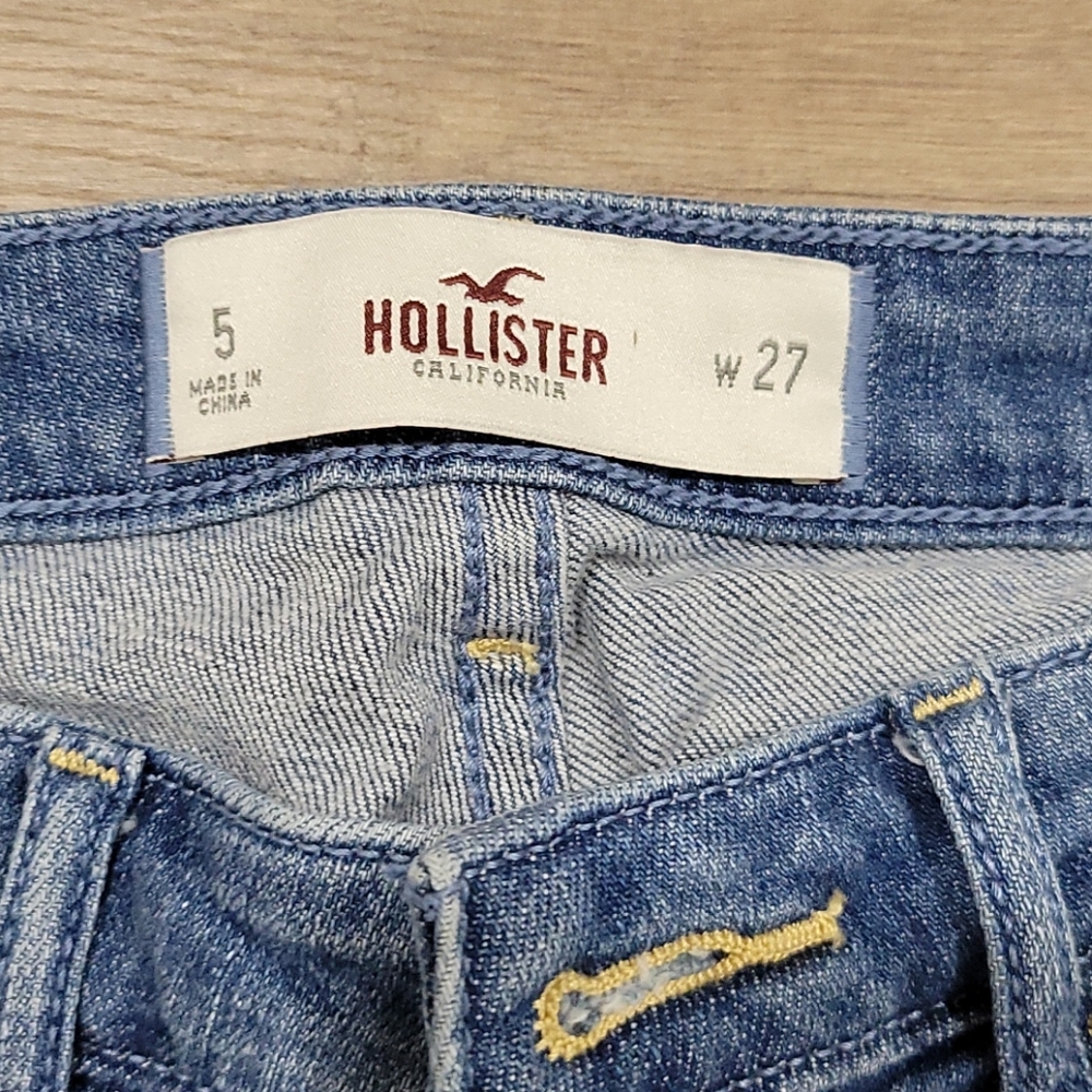 Jeans - Picture 2 of 3